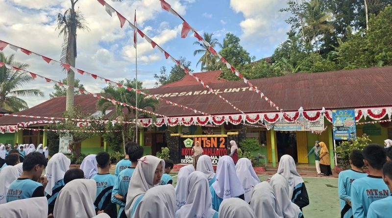 Semangat Kemerdekaan, MTsN 2 Bersih dan Siap Jadi Tuan Rumah Upacara HUT RI ke-81 Kementerian Agama Kota Sawahlunto Semangat Kemerdekaan, MTsN 2 Bersih dan Siap Jadi Tuan Rumah Upacara HUT RI ke-81 Kementerian Agama Kota Sawahlunto